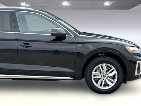Used 2023 Audi Q5 2.0T Premium w/ Convenience Package AWD/4WD image 34