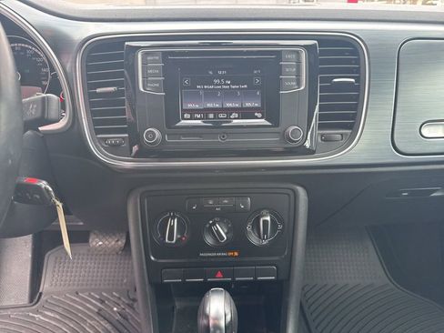 Used 2016 Volkswagen Beetle 1.8T image 37
