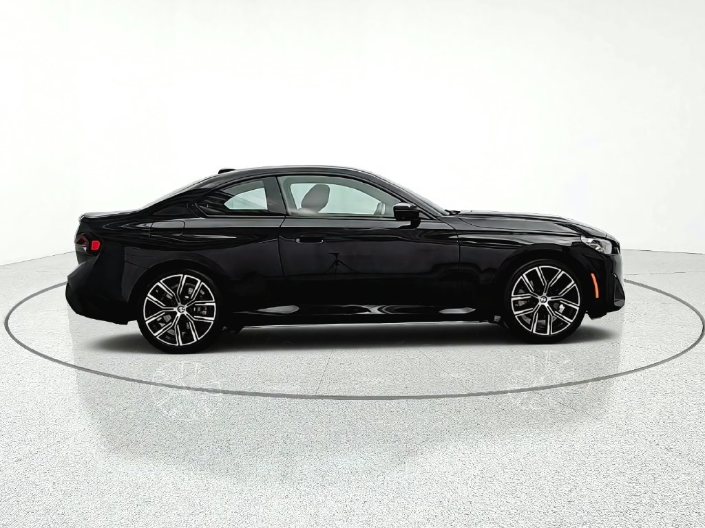 Used 2023 BMW 230i xDrive Coupe w/ Premium Package AWD/4WD image 8