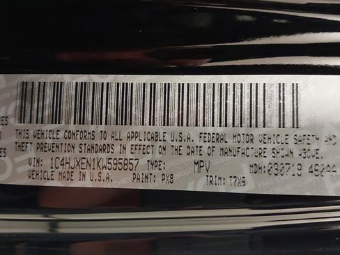 Used 2019 Jeep Wrangler Unlimited Sahara w/ Safety Group image 34