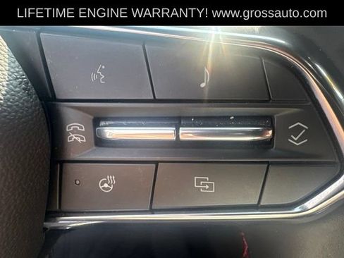 Used 2025 Chevrolet Suburban RST w/ Comfort Package AWD/4WD image 18
