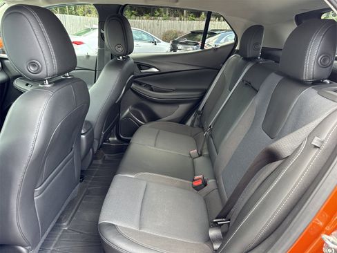 Used 2022 Buick Encore GX Select image 10