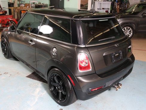 Used 2013 MINI Cooper S FWD image 28