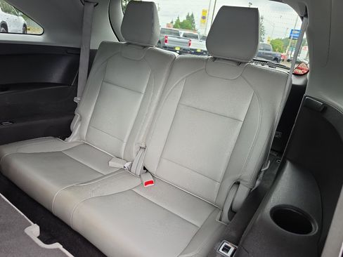Used 2016 Acura MDX w/ Technology Package AWD/4WD image 20
