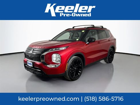 Used 2022 Mitsubishi Outlander SEL Black Edition image 1