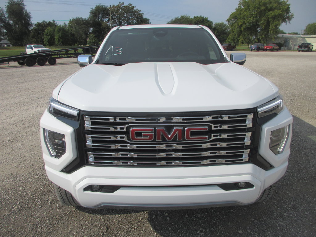 New 2026 GMC Canyon Denali AWD/4WD image 11