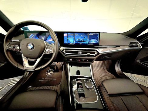 Certified 2023 BMW 330i xDrive 330i xDrive w/ Driving Assistance Package image 12