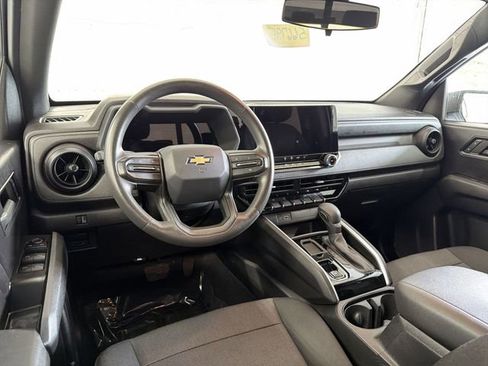 Certified 2023 Chevrolet Colorado W/T RWD image 17