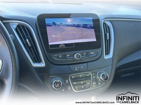 Used 2023 Chevrolet Malibu LT image 37
