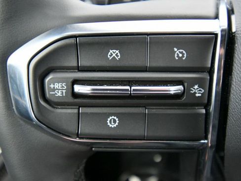 Used 2025 GMC Acadia Elevation w/ LPO, Floor Liner Package AWD/4WD image 21