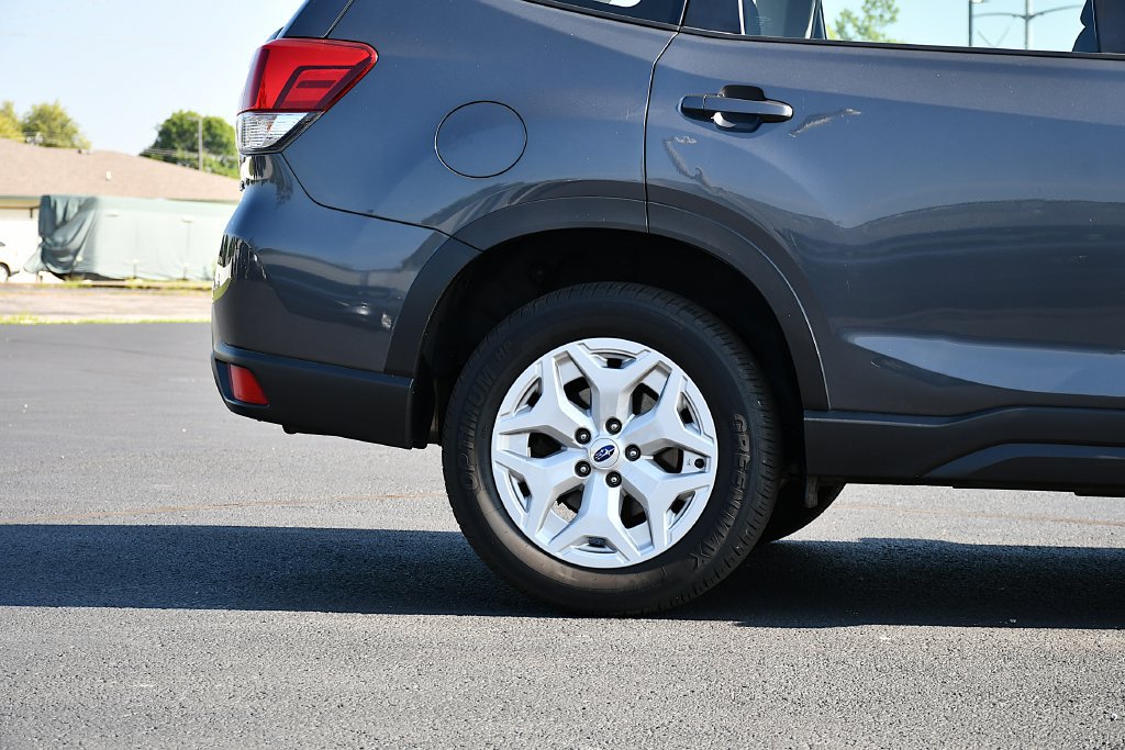 Used 2021 Subaru Forester AWD/4WD image 10