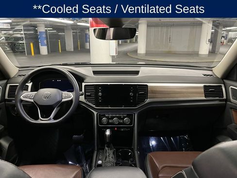 Used 2021 Volkswagen Atlas SEL Premium image 7