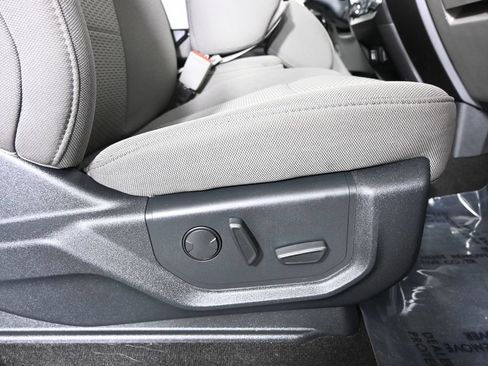 Used 2019 Ford F150 XLT w/ Equipment Group 302A Luxury AWD/4WD image 15