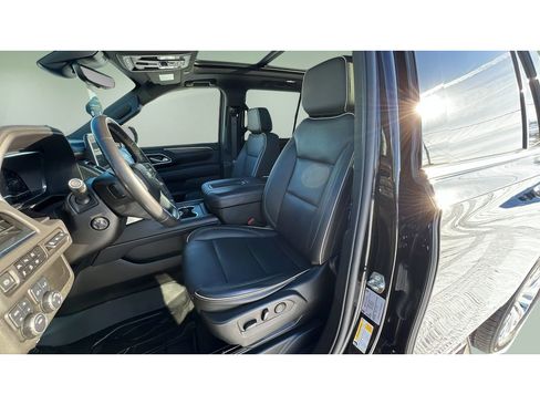 Used 2023 Chevrolet Tahoe Premier image 24