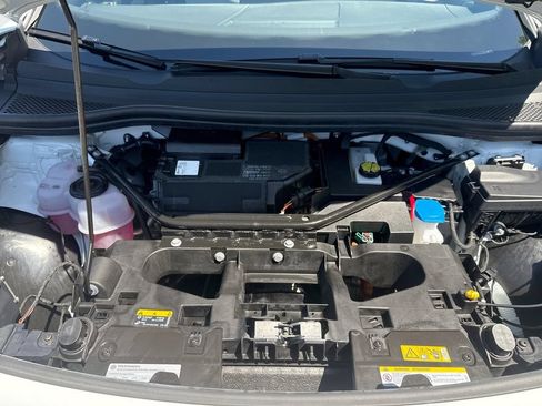 Used 2023 Volkswagen ID.4 2WD image 17