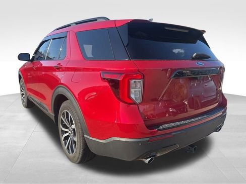 Used 2022 Ford Explorer ST-Line image 18