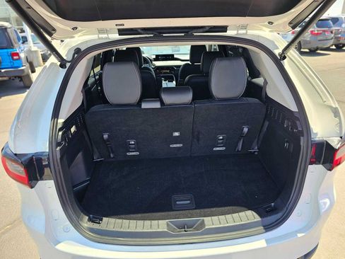 Used 2024 MAZDA CX-90 Plug-In Hybrid w/ Preferred AWD/4WD image 11