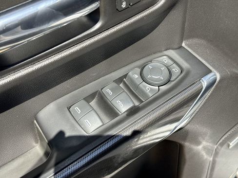 Certified 2019 GMC Sierra 1500 AT4 w/ AT4 Premium Package AWD/4WD image 28