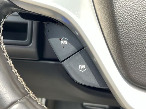 Used 2019 Chevrolet Corvette Stingray Coupe w/ Z51 1LT RWD image 34