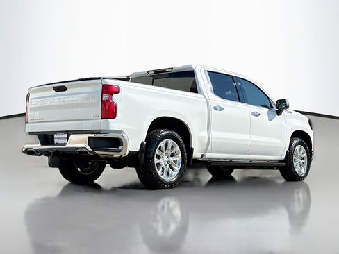 Used 2019 Chevrolet Silverado 1500 LTZ w/ LTZ Premium Package AWD/4WD image 2