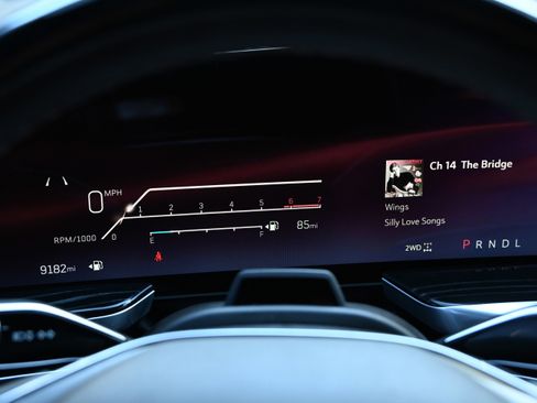 Used 2025 Cadillac Escalade Sport image 17