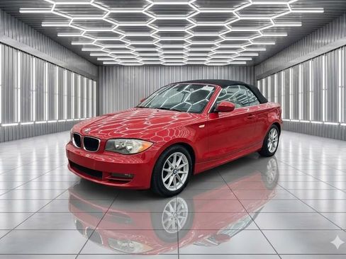 Used 2010 BMW 128i Convertible RWD image 1