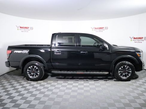 Used 2023 Nissan Titan PRO-4X w/ Pro-4x Utility Package image 3