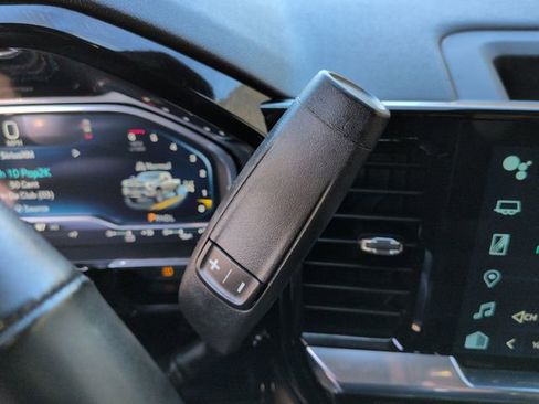 Used 2024 Chevrolet Silverado 3500 LTZ w/ LTZ Premium Package image 16