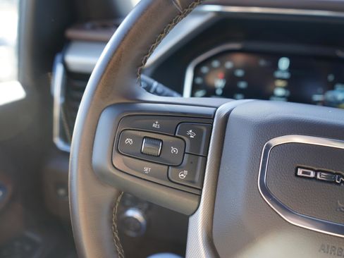 Used 2025 GMC Sierra 2500 Denali w/ Max Trailering Package image 13