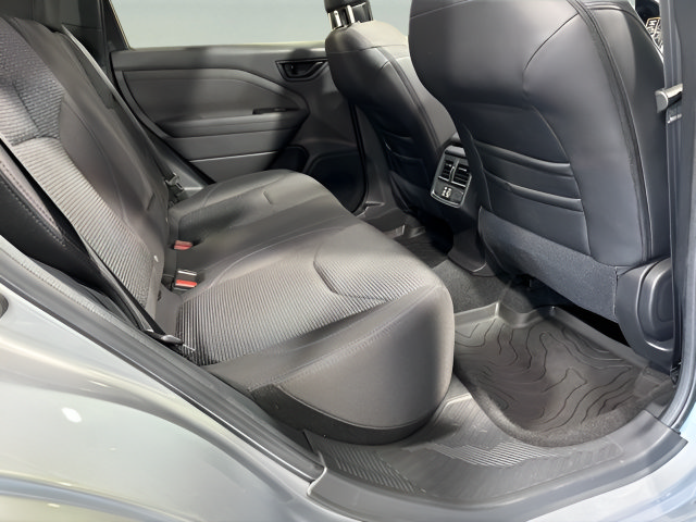 Certified 2026 Subaru Forester Premium AWD/4WD image 33