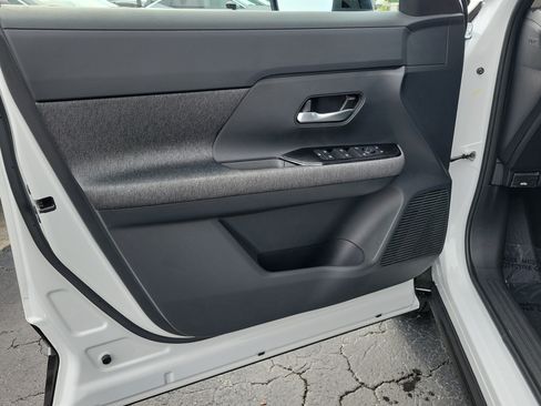 Certified 2026 Nissan Kicks SV FWD image 16