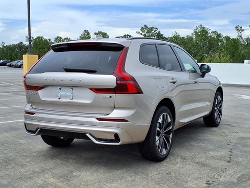 New 2026 Volvo XC60 B5 Plus w/ Protection Package Premier image 7