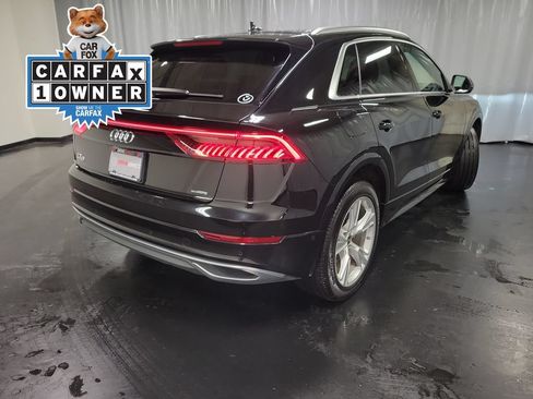 Used 2023 Audi Q8 Premium AWD/4WD image 8