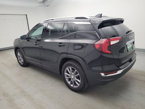 Used 2023 GMC Terrain SLT w/ Infotainment Package II AWD/4WD image 3