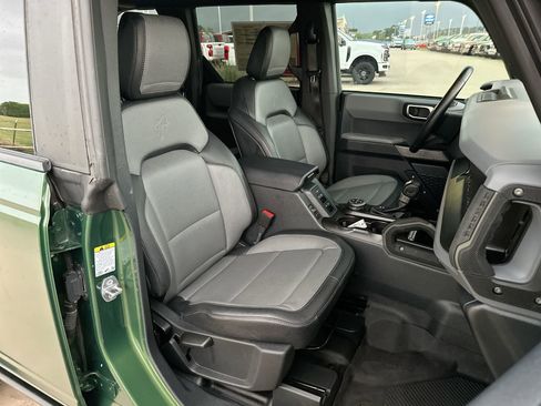 Used 2022 Ford Bronco Everglades image 22