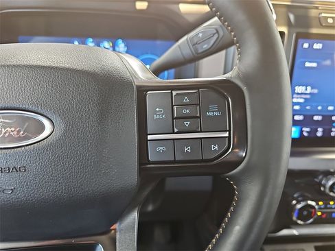 Used 2024 Ford F350 Platinum image 17