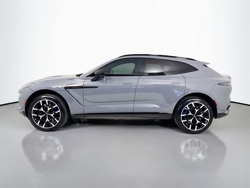 Used 2021 Aston Martin DBX image 4