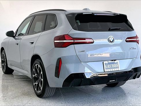 Used 2025 BMW X3 xDrive30i AWD/4WD image 16