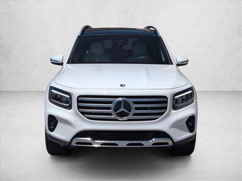 Certified 2026 Mercedes-Benz GLB 250 4MATIC image 2