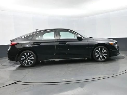 Used 2023 Honda Civic EX-L image 4
