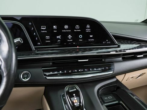 Used 2021 Cadillac Escalade Premium Luxury w/ Driver Assist Tech Package AWD/4WD image 9