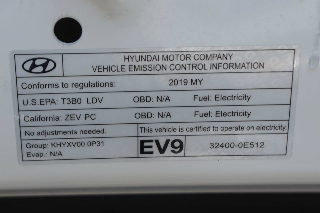 Used 2019 Hyundai Ioniq Electric FWD image 12