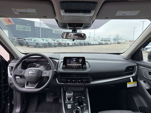 New 2026 Nissan Rogue SV image 28