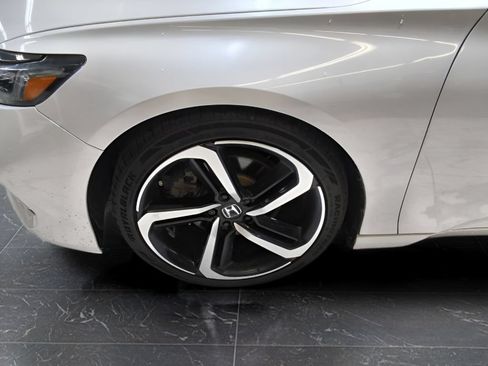 Used 2020 Honda Accord Sport image 29