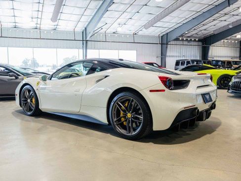 Used 2016 Ferrari 488 GTB - FACTORY TWO TONE PAINT - CAR image 7