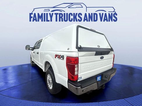 Used 2020 Ford F250 XLT w/ XLT Value Package image 3