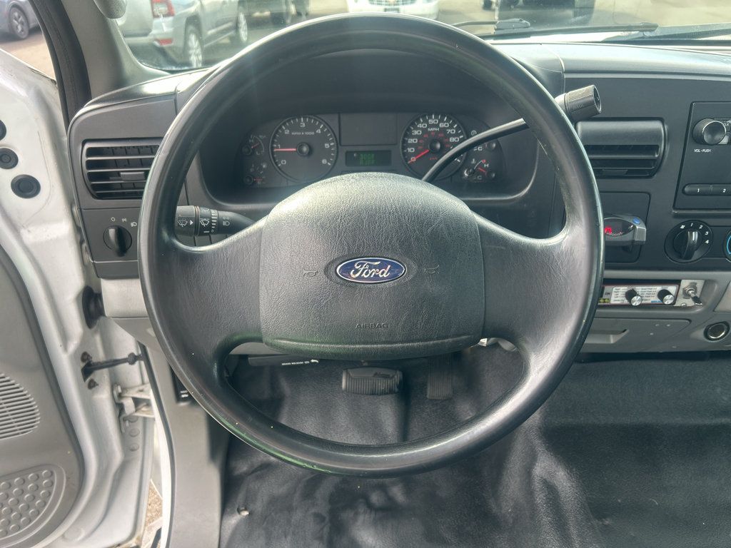 Used 2005 Ford F350 XLT RWD image 19