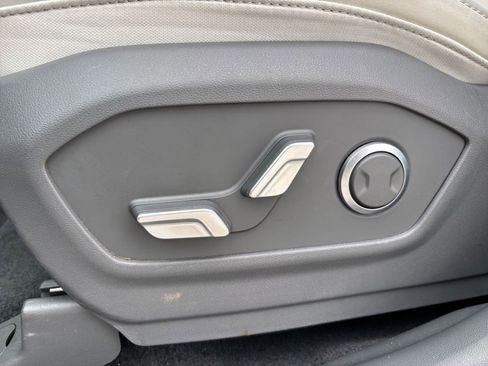 Used 2025 Hyundai Santa Fe SEL image 25