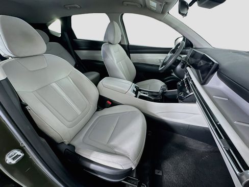 Used 2025 Hyundai Tucson SEL FWD image 31