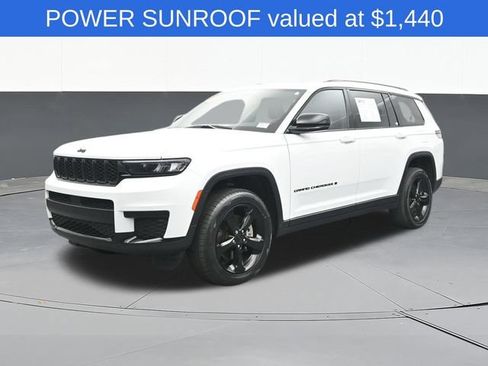 Used 2023 Jeep Grand Cherokee L Laredo AWD/4WD image 3